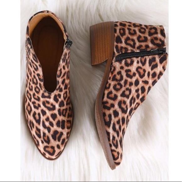 Leopard Print Ankle Booties....Brand new. - Picture 4 of 5